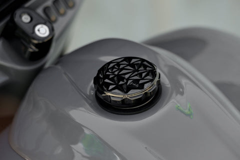 "Diamond Series" Gas Cap for Harley Davidson